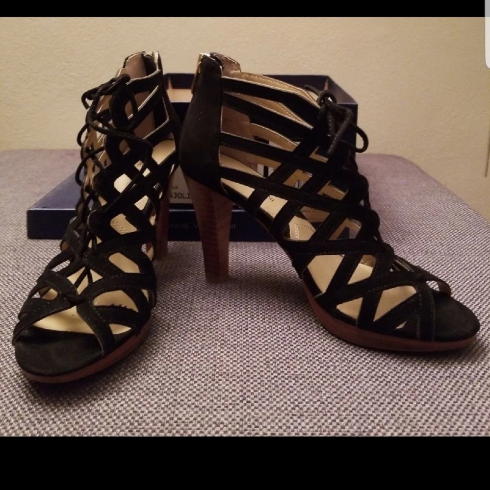 Adrienne Vittadini black lace up heels